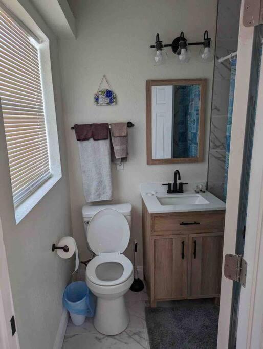 Renovate Large Studio 21-Directly Across Beach St. Pete Beach Exterior photo